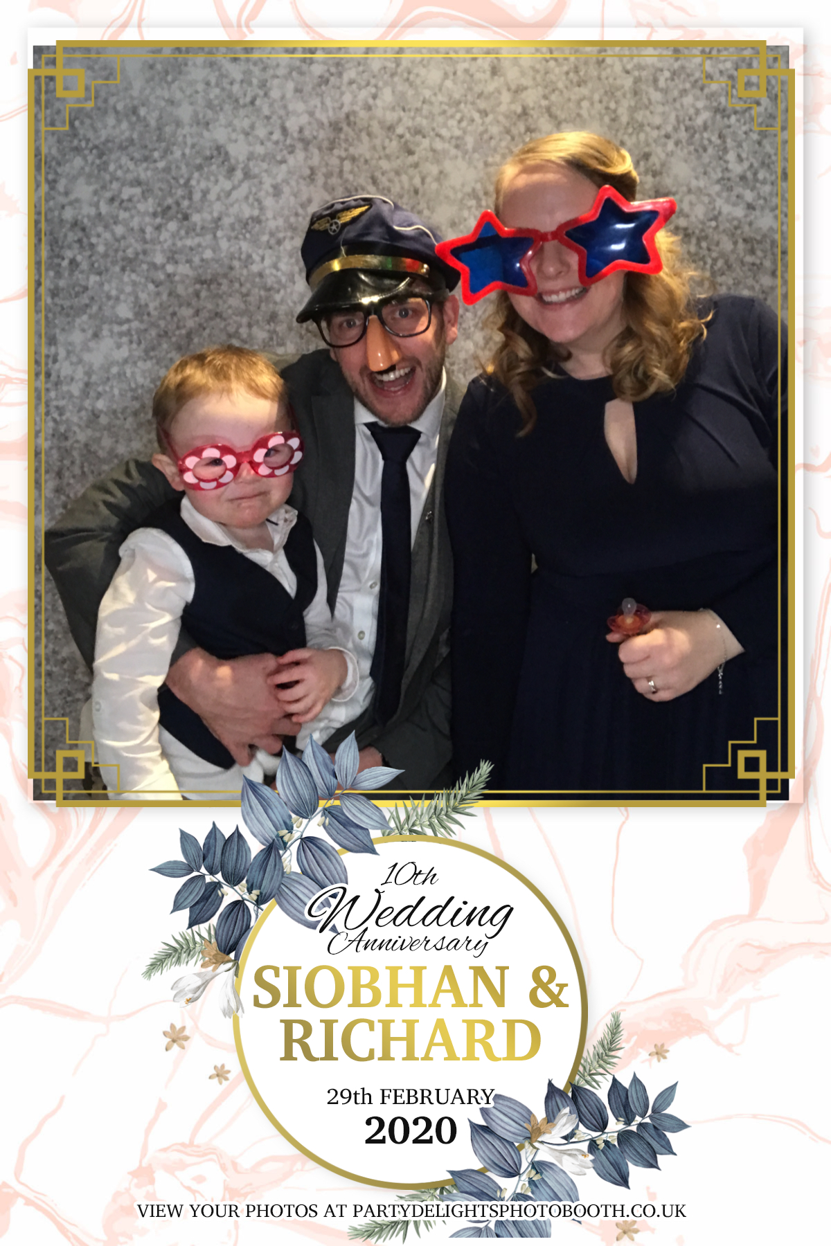 Siobhan and Richards Vow renewal  | View more photos from the event at gallery.partydelightsphotobooth.co.uk/u/PartyDelightsPhotoBooth/Siobhan-and-Richards-Vow-renewal